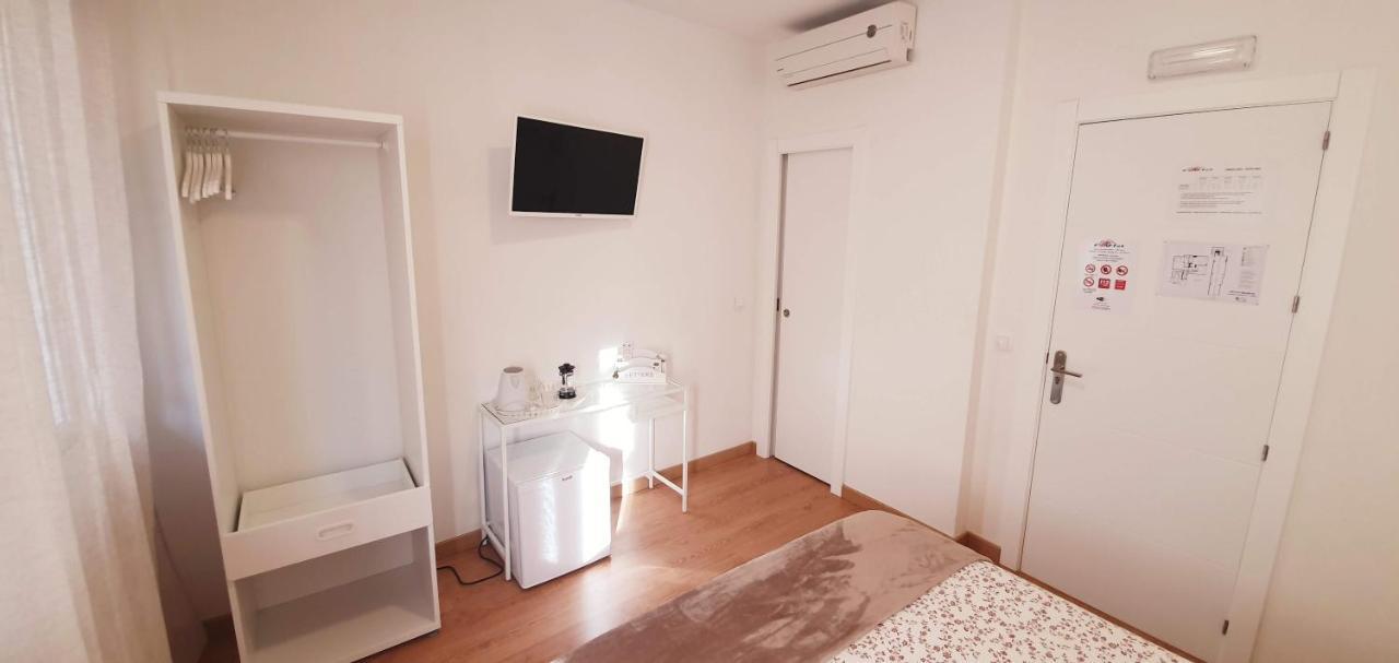 Fan Rooms Gálvez Málaga Buitenkant foto
