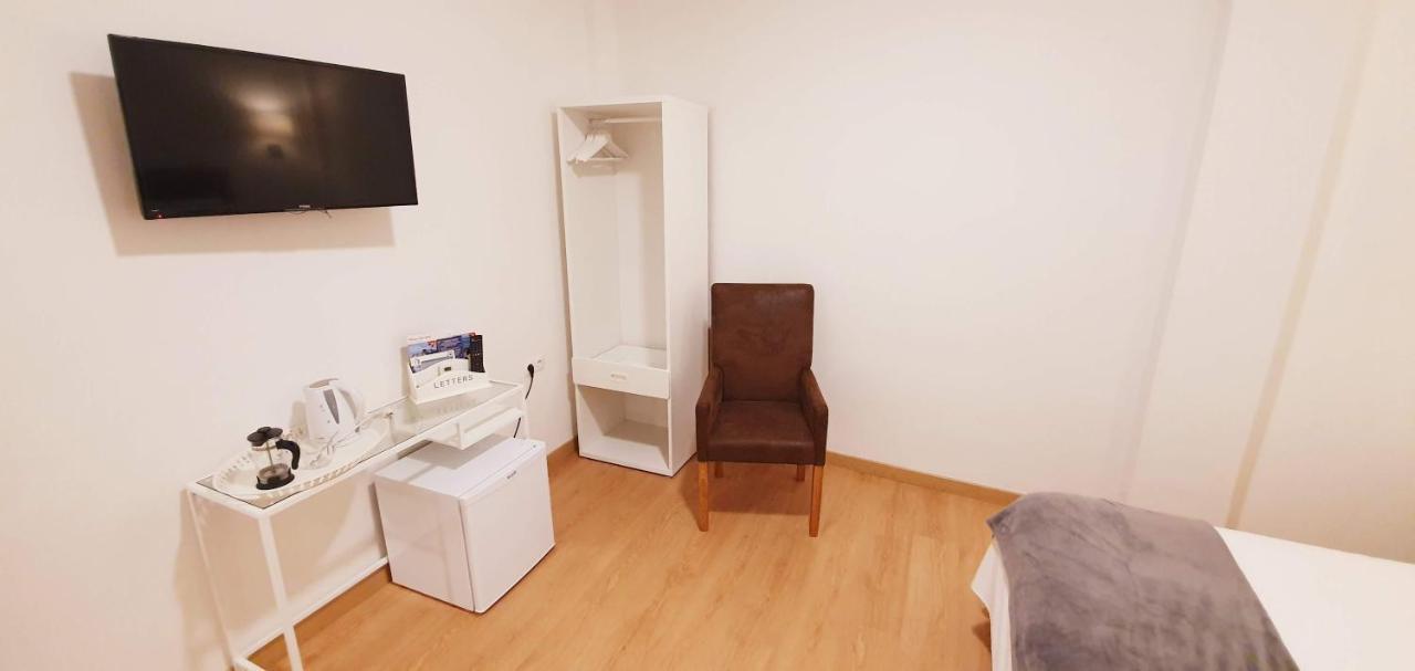Fan Rooms Gálvez Málaga Buitenkant foto